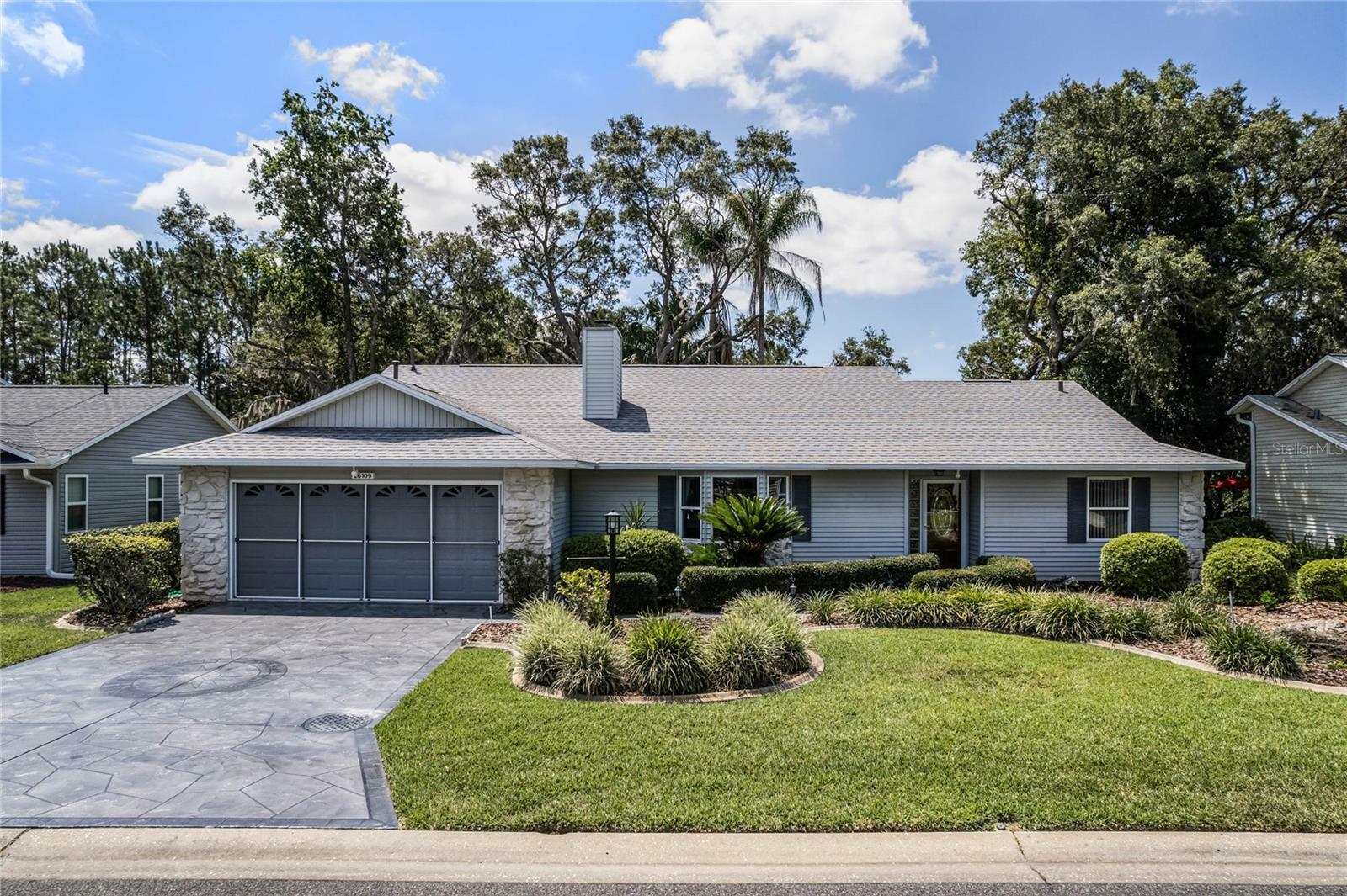 Property Photo:  26109 Newcombe Circle  FL 34748 