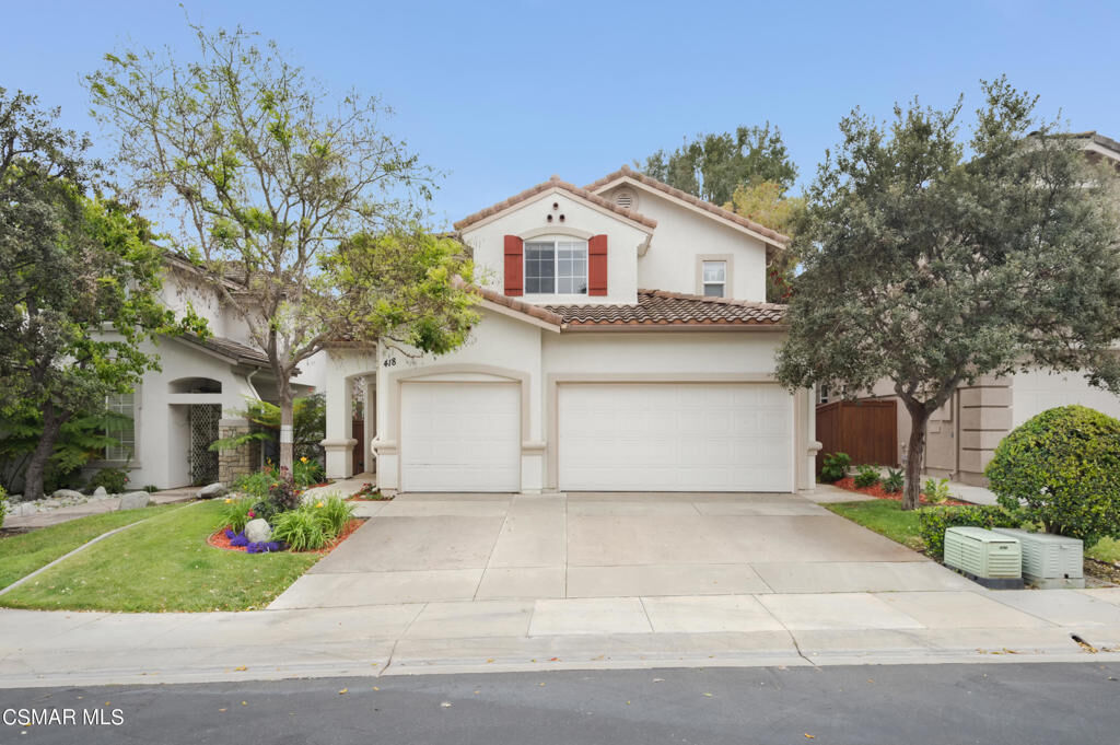 Property Photo:  418 Fallbrook Avenue  CA 91320 