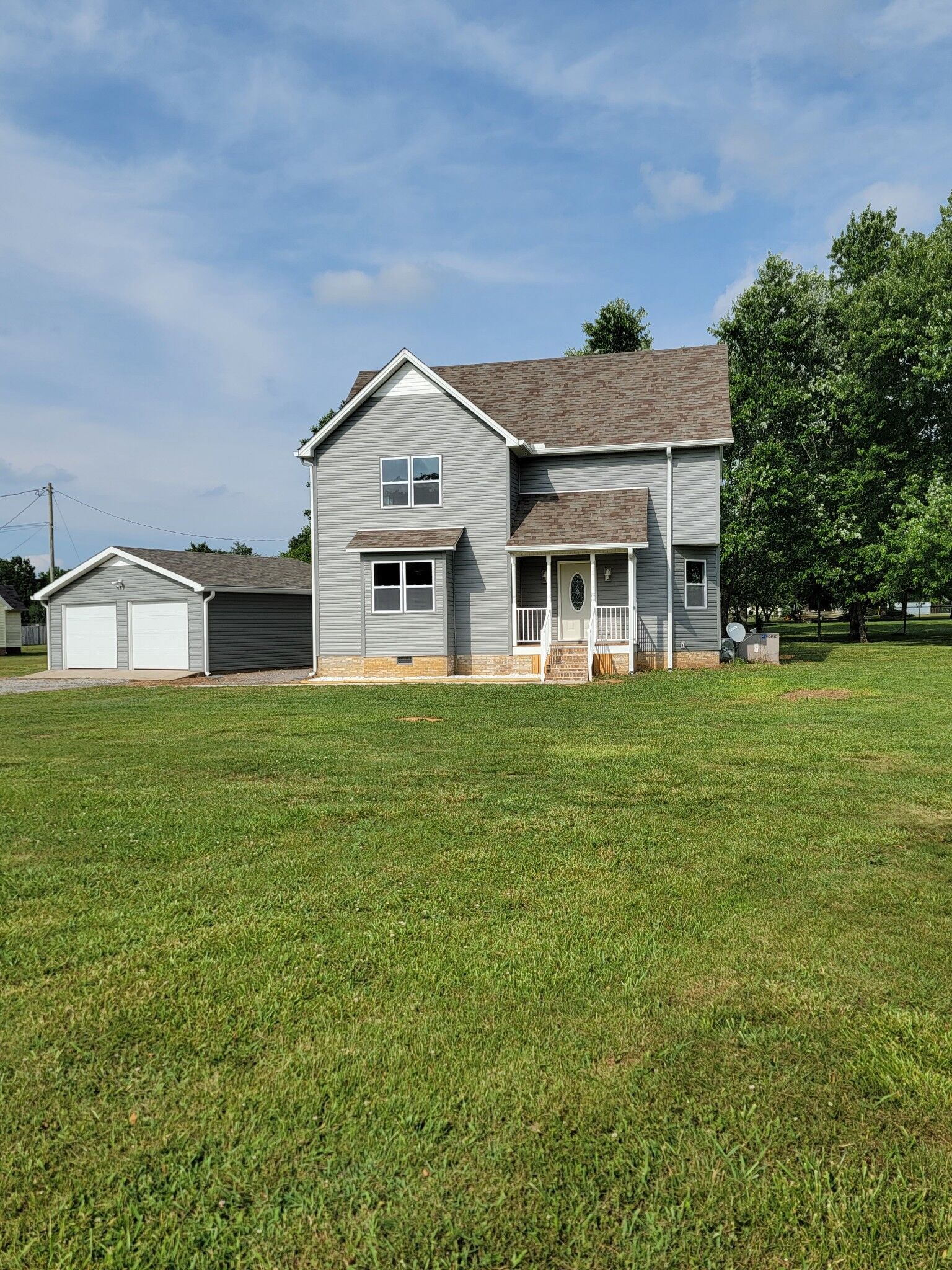 Property Photo:  100 Janna Ln  TN 37180 