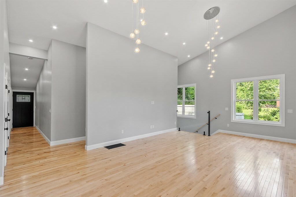 Property Photo: 59R Newton St MA 01453
