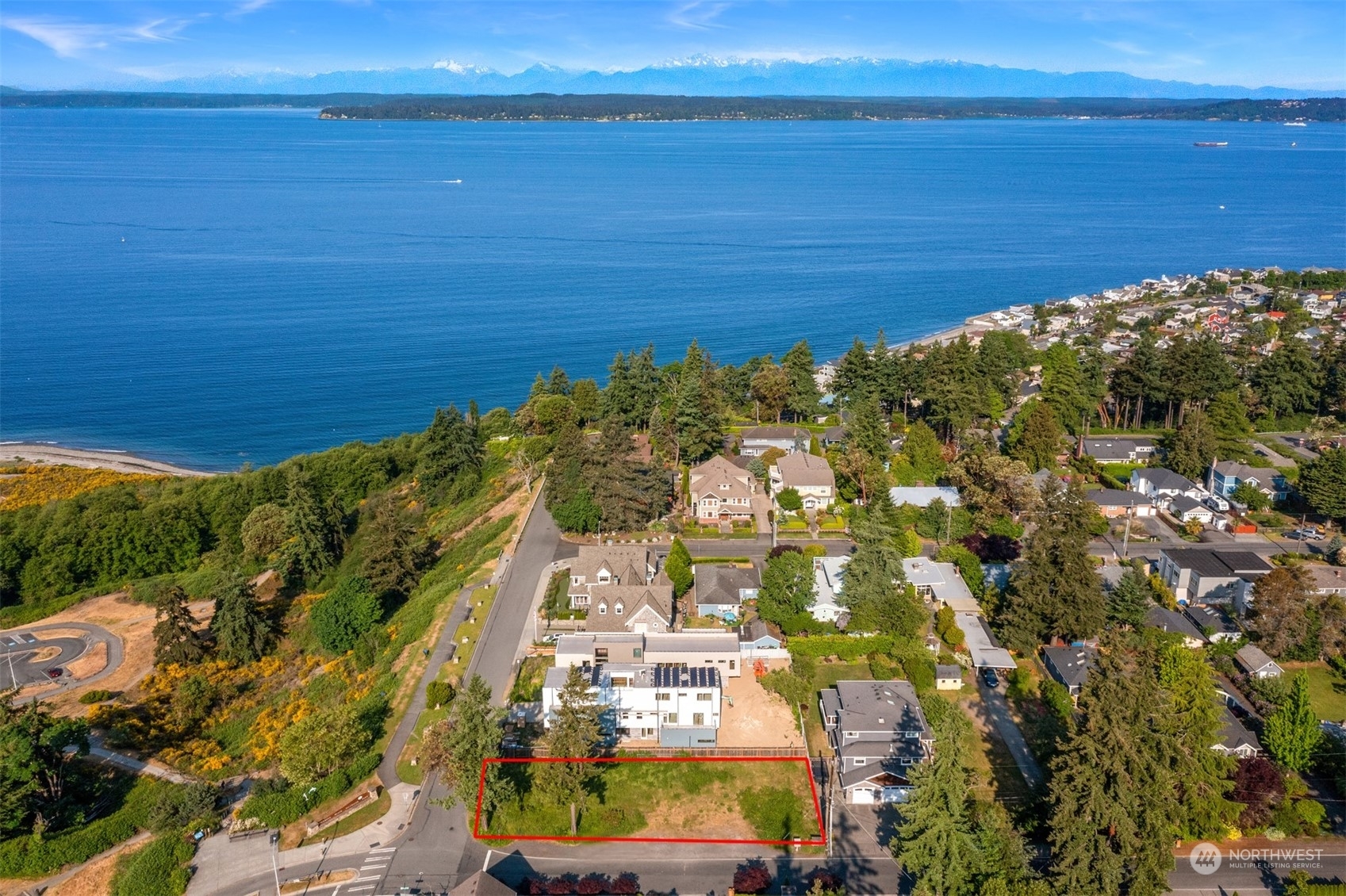 Property Photo: 19011 20th Avenue NW WA 98177