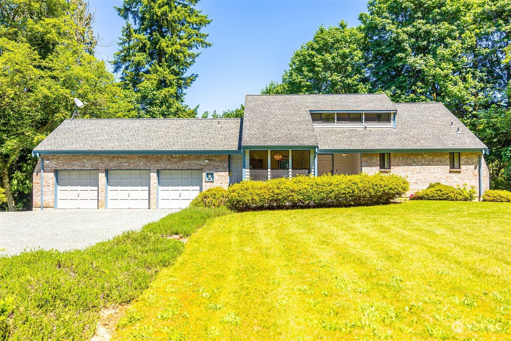 Property Photo:  15219 139th Avenue SE  WA 98290 