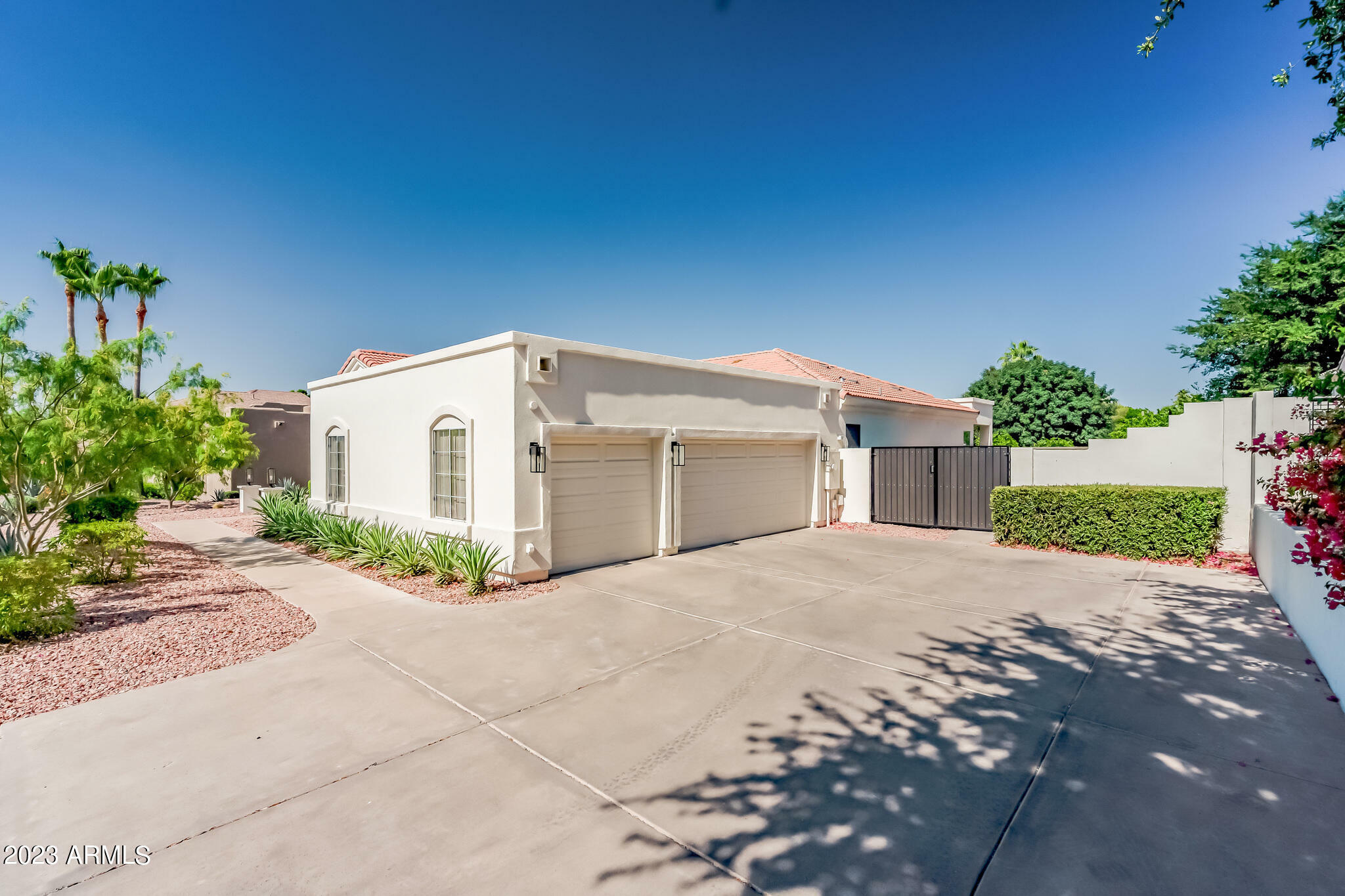 Property Photo:  4826 N Litchfield Knoll  AZ 85340 