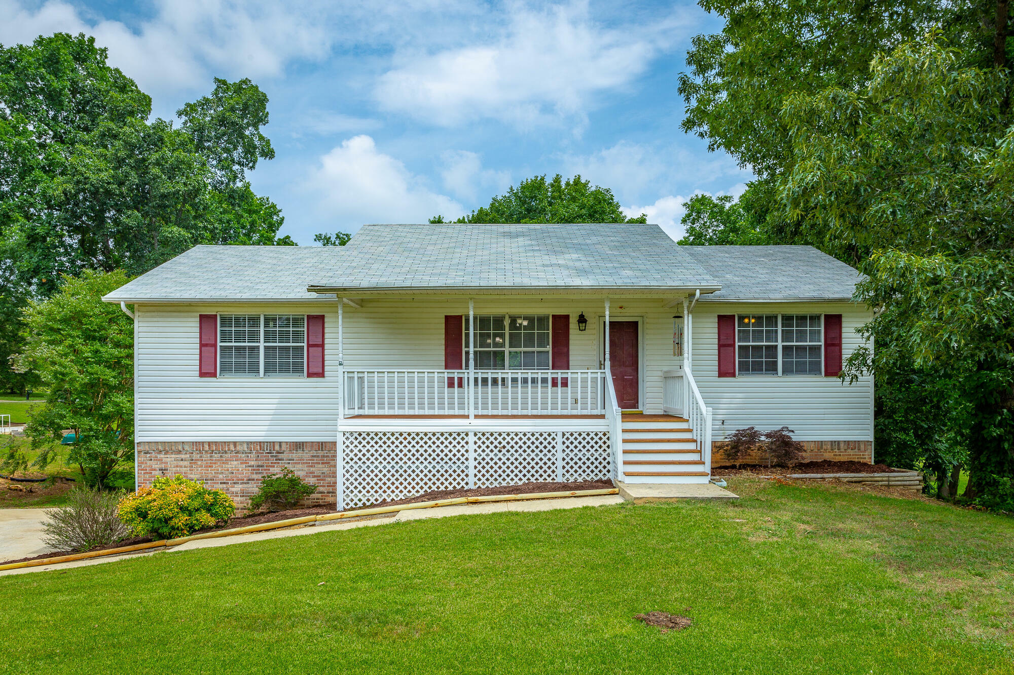 Property Photo:  605 Gunpowder Ln  TN 37379 