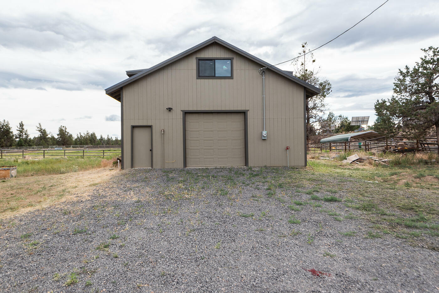 Property Photo:  64801 Old Bend Redmond Highway  OR 97703 