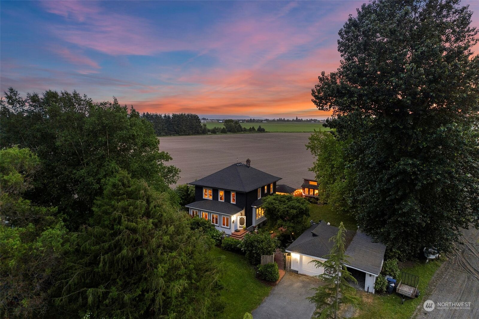 House for sale in Mount Vernon 20302 Skagit City Road, Mount Vernon