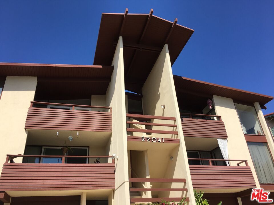 Property Photo:  22041   Pacific Coast Hwy 3  CA 90265 