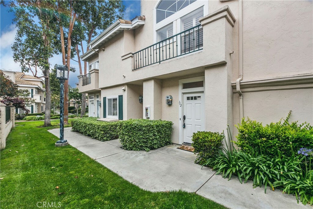 Property Photo: 7284 Shoreline Drive 112 CA 92122