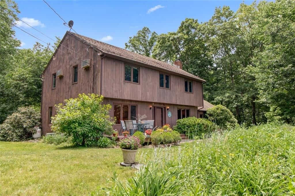 Property Photo: 54 Straits Road CT 06412