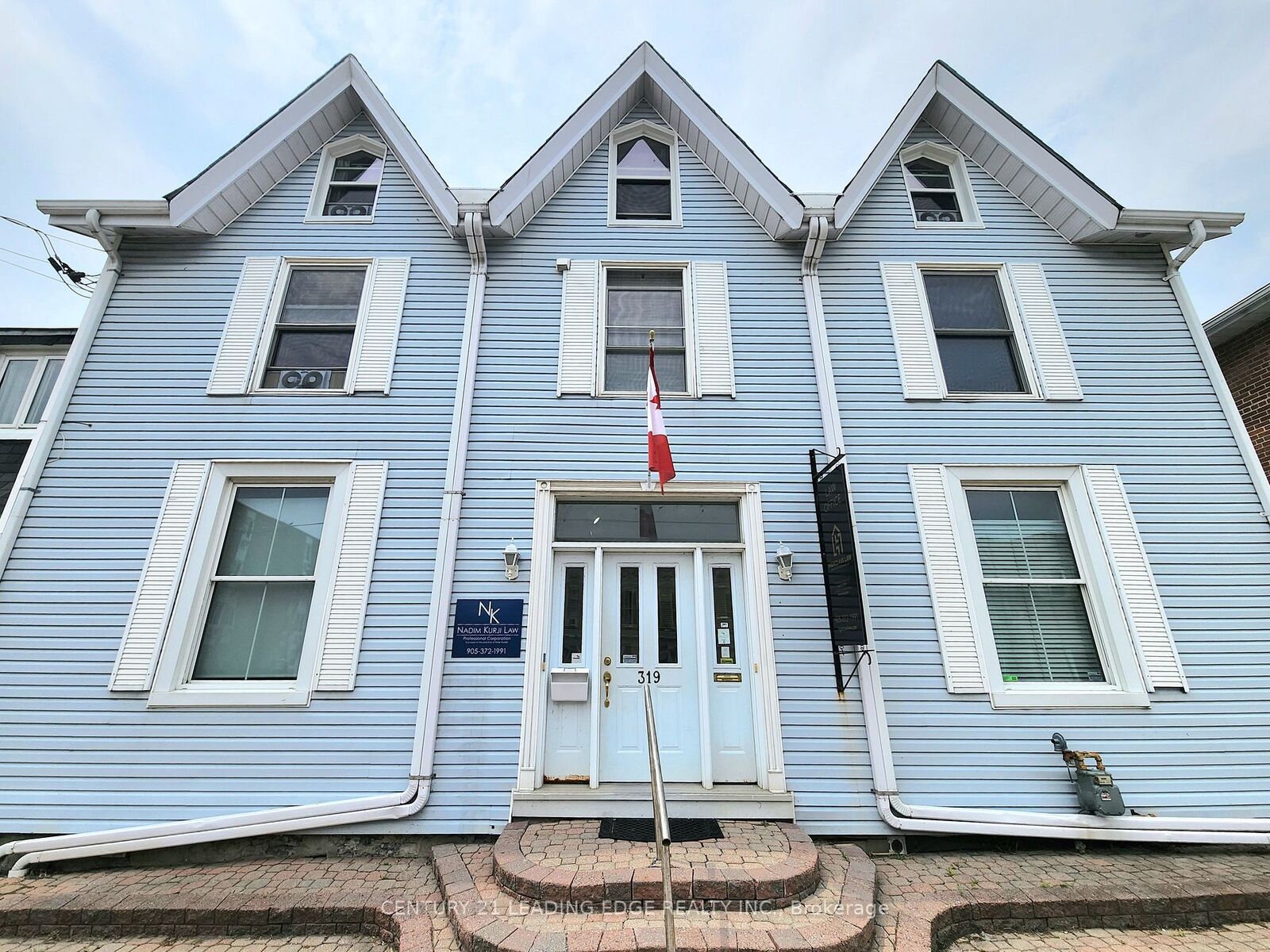 Property Photo:  319 Division St  ON K9A 3R4 