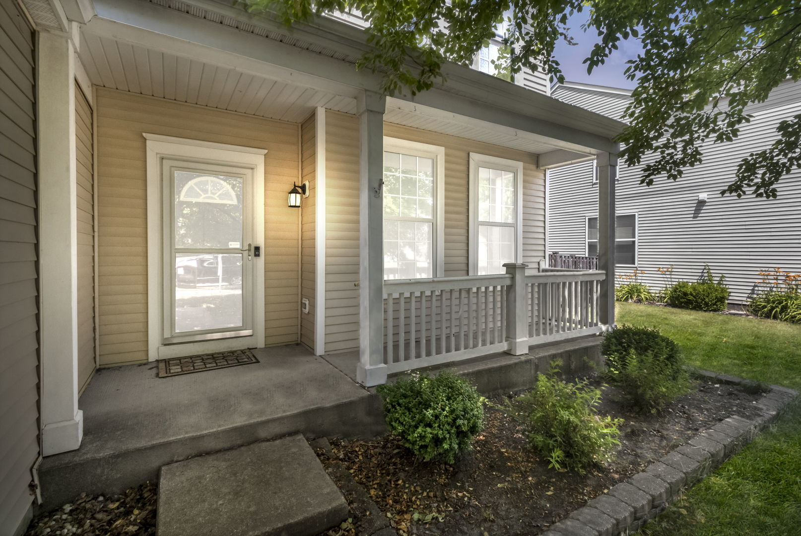 Property Photo:  1309 Broadlawn Drive  IL 60586 