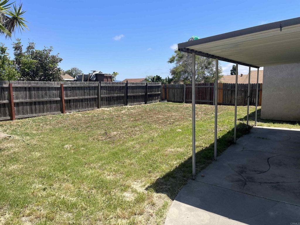 Property Photo: 545 N Emerald Dr N CA 92083