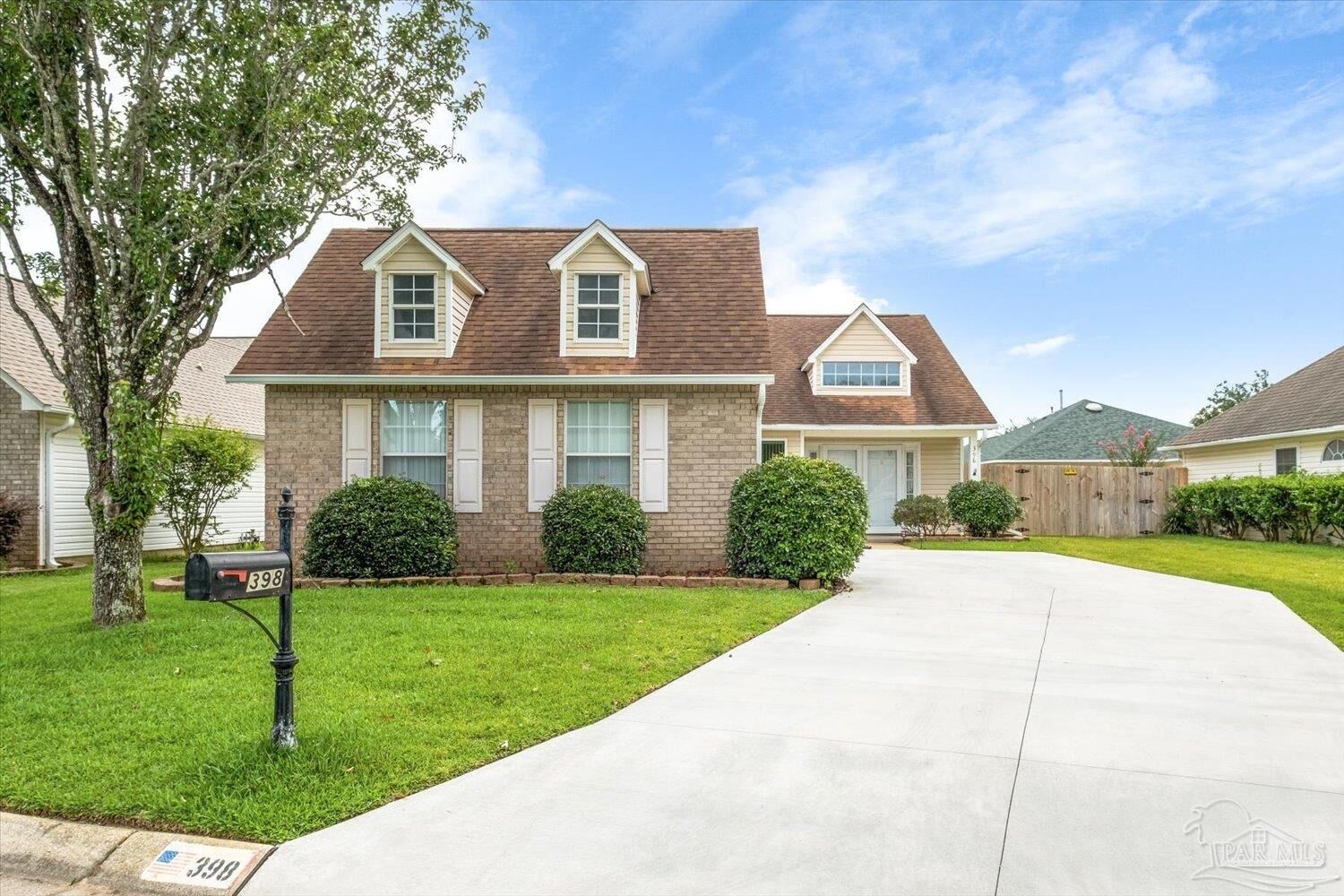 Property Photo:  398 Mirabelle Dr  FL 32514 