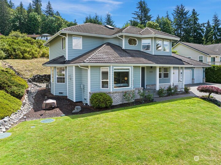 Property Photo:  4566 Benita Place NE  WA 98310 