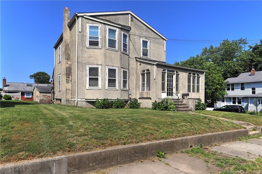 Property Photo:  644 Naugatuck Avenue  CT 06461 