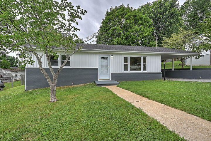 103 Cottonwood Drive  Greeneville TN 37745 photo