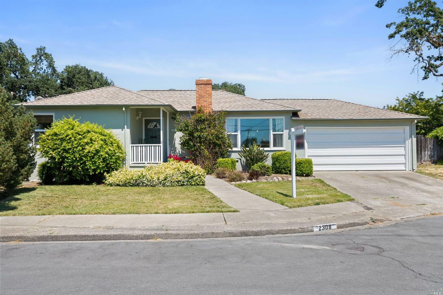 Property Photo:  2308 Lillie Drive  CA 95403 