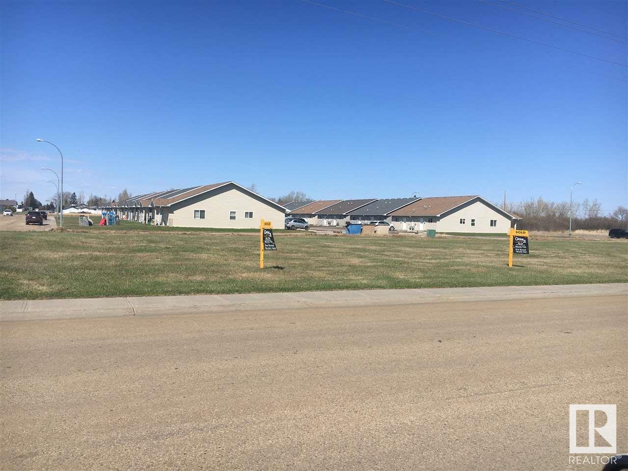 5938,5942 47 Street  Vegreville AB T9C 1N4 photo