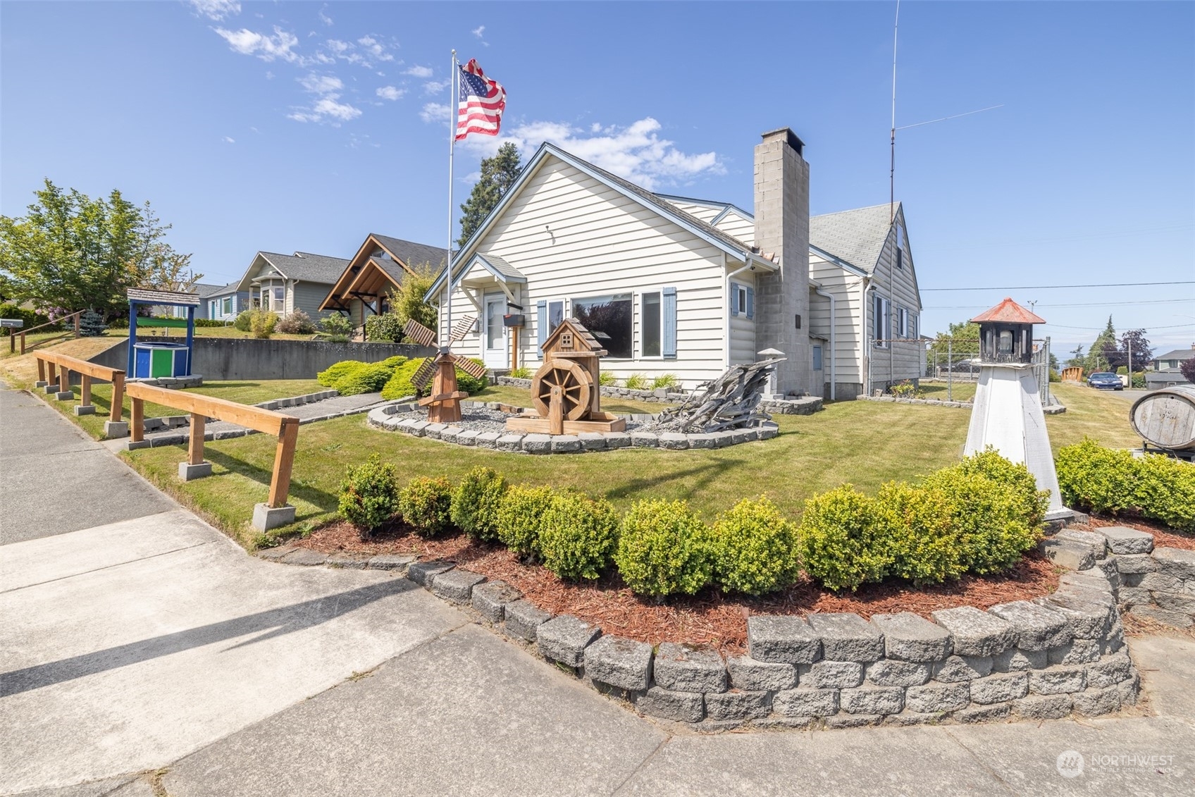 Property Photo: 801 W 8th Street WA 98363