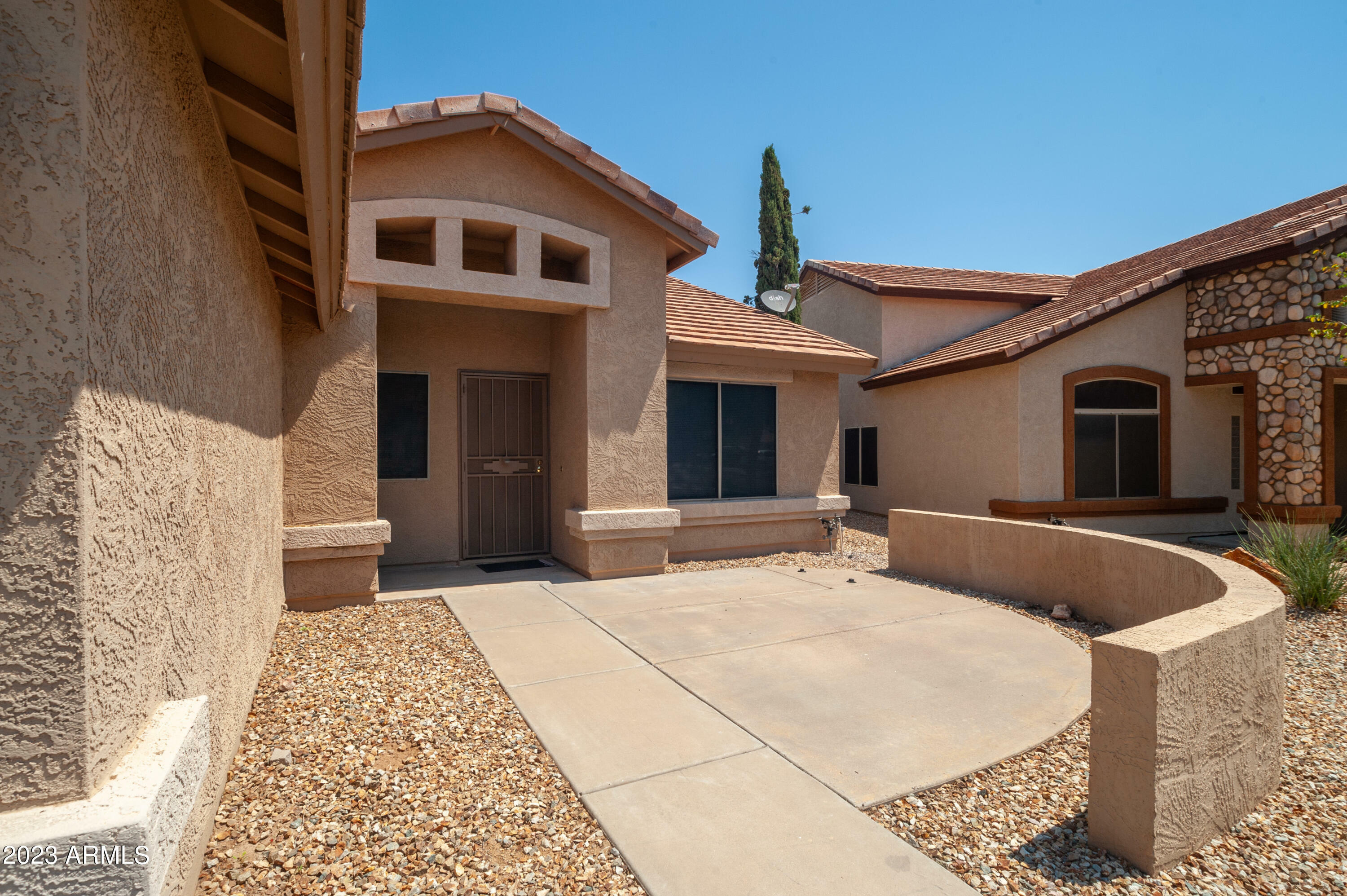 Property Photo:  15724 W Paradise Lane  AZ 85374 