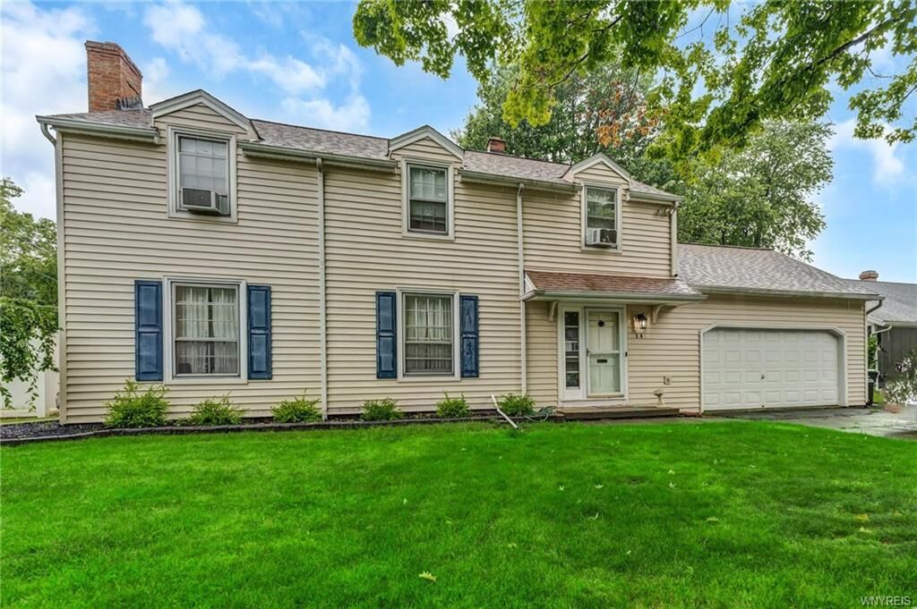 Property Photo: 28 Willowgrove Court NY 14150