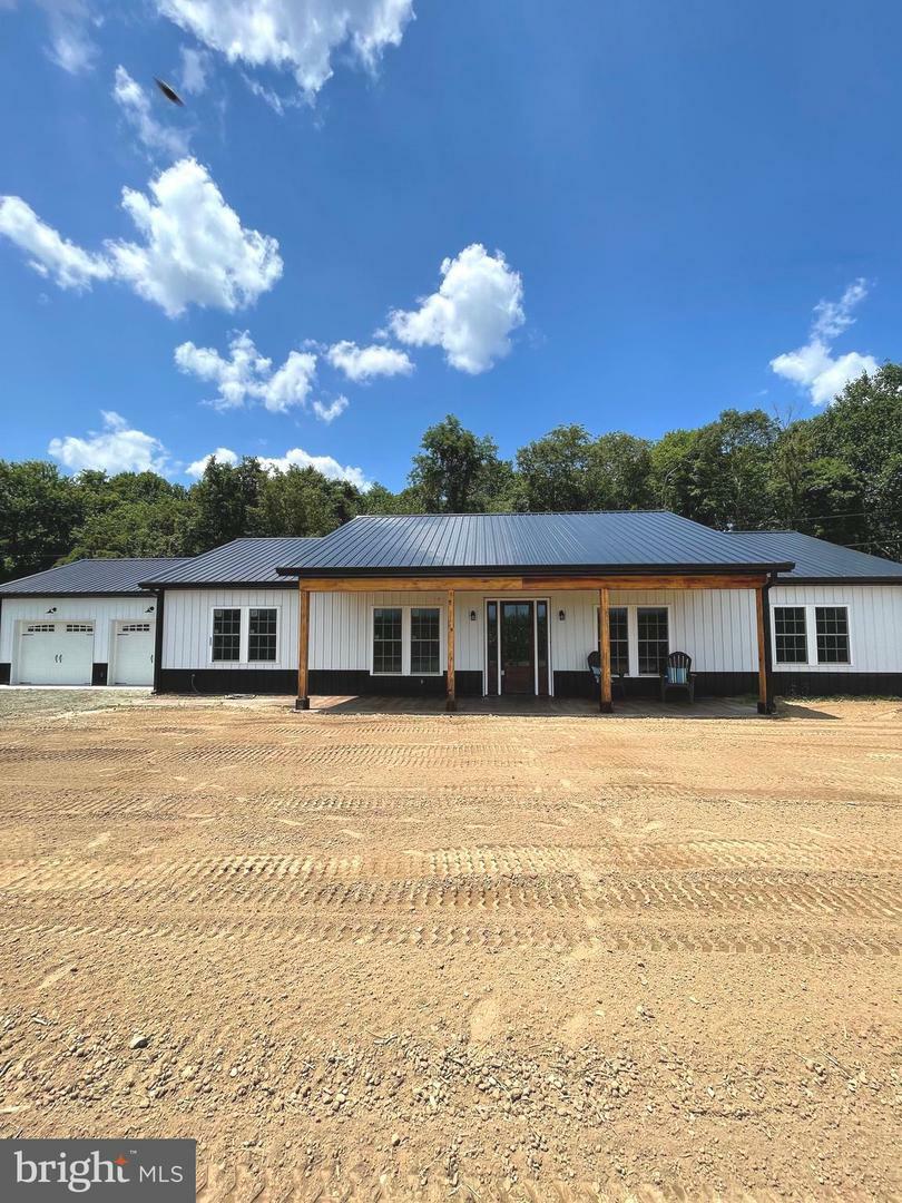 Property Photo:  1720 Vault Field Road  VA 22488 