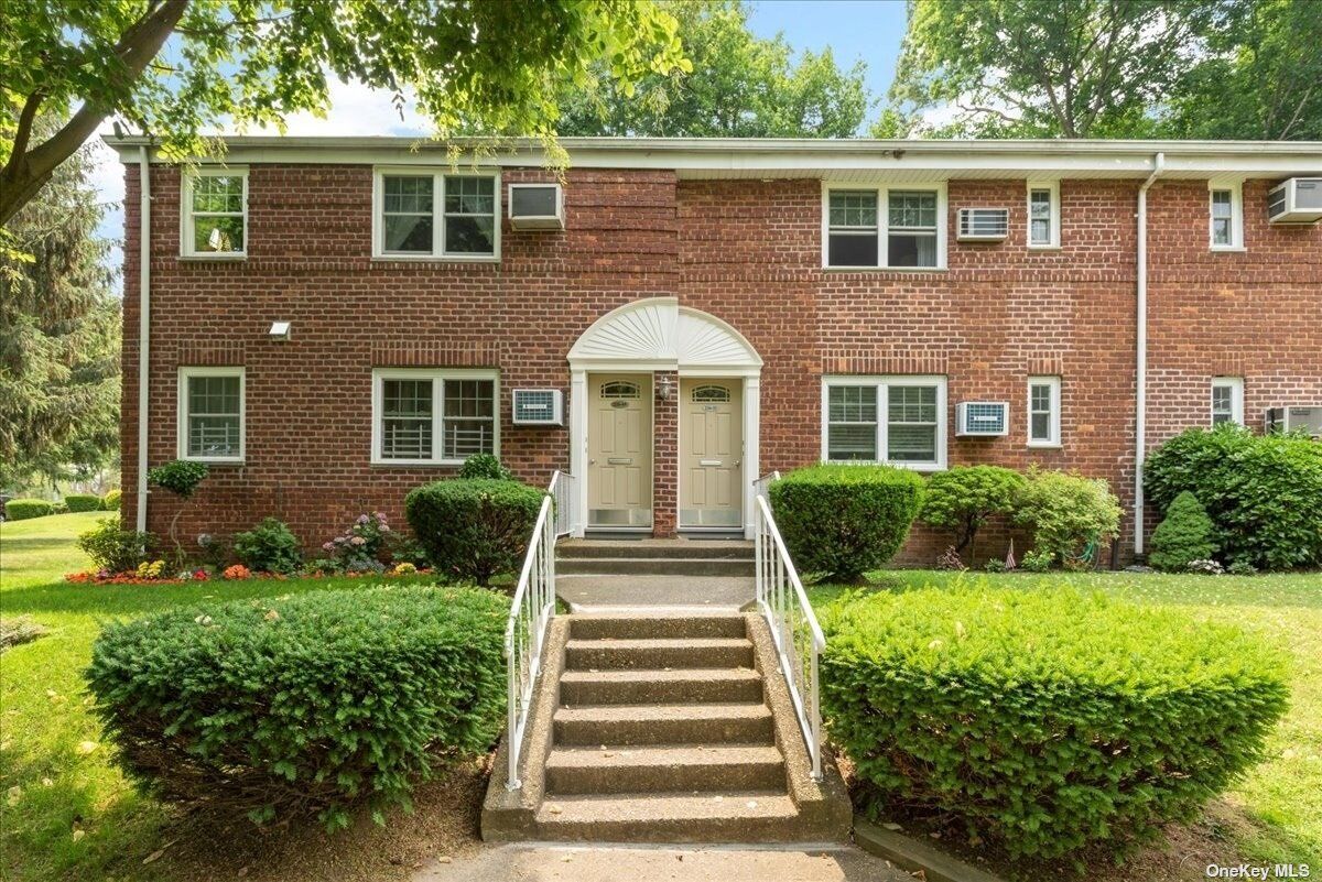 Property Photo: 226-11 Kingsbury Avenue B NY 11364