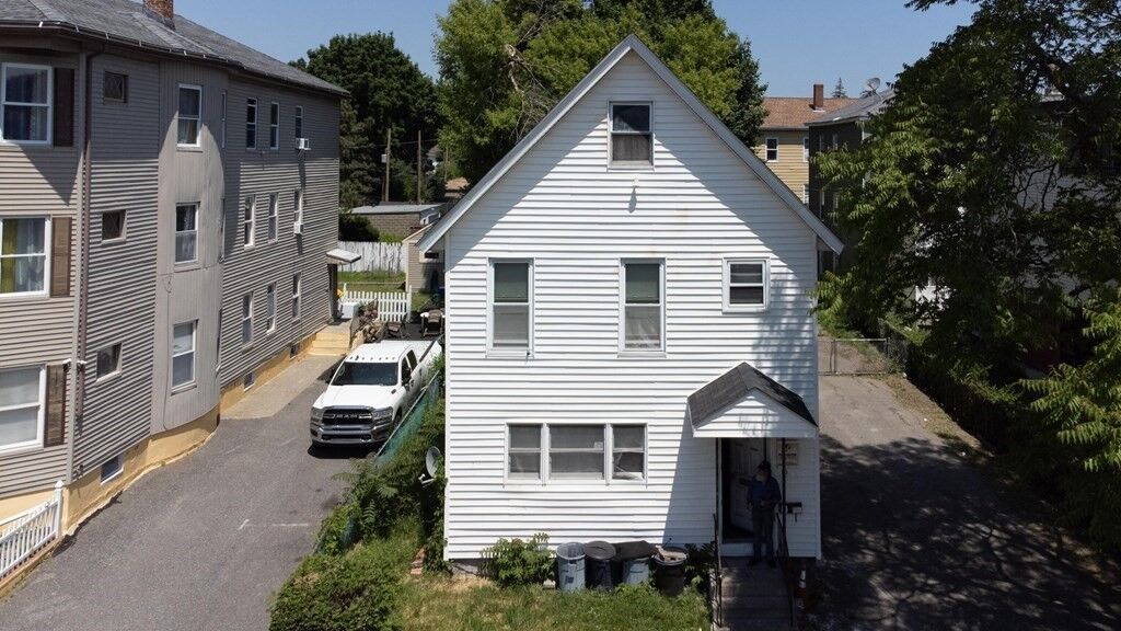 Property Photo:  143 Dorchester Street  MA 01604 
