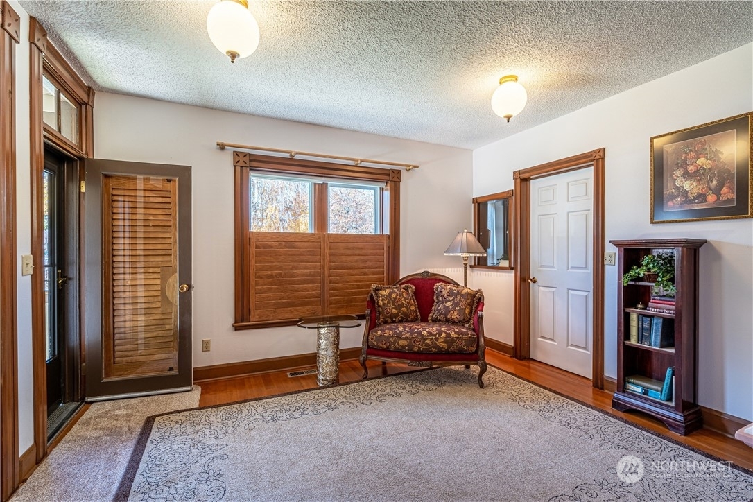 Property Photo: 315 S 2nd Street WA 98816