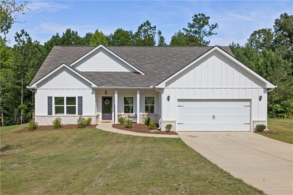 Property Photo: 76 Wisteria Lane GA 30055