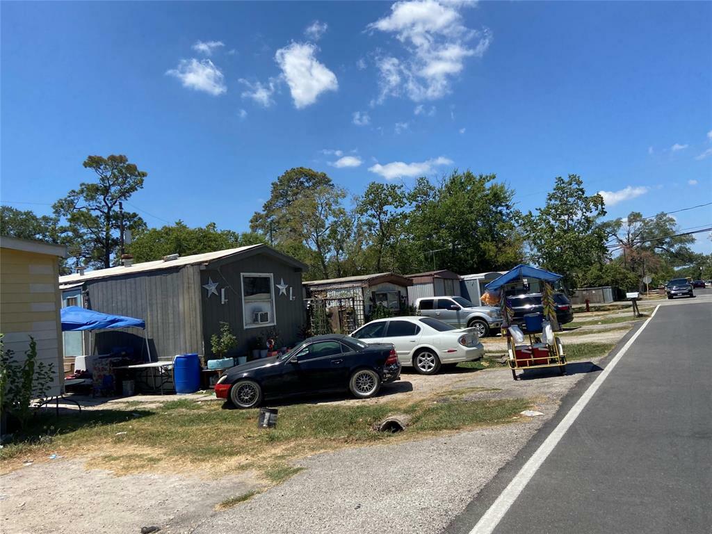 Property Photo: 14002 Eagle Pass Street 5 TX 77015