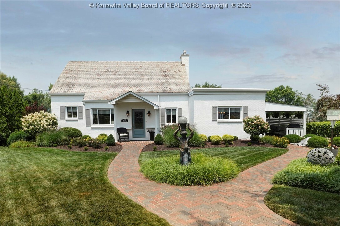 Property Photo: 412 Burgess Drive WV 25177