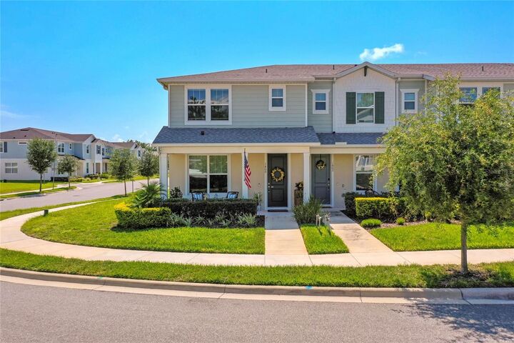 Property Photo:  1400 Planted Pine Street  FL 34787 
