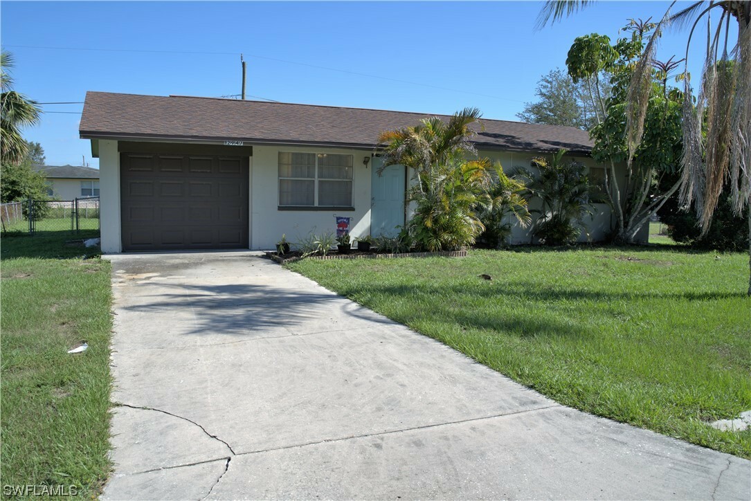 Property Photo:  12947 Third Street E  FL 33905 