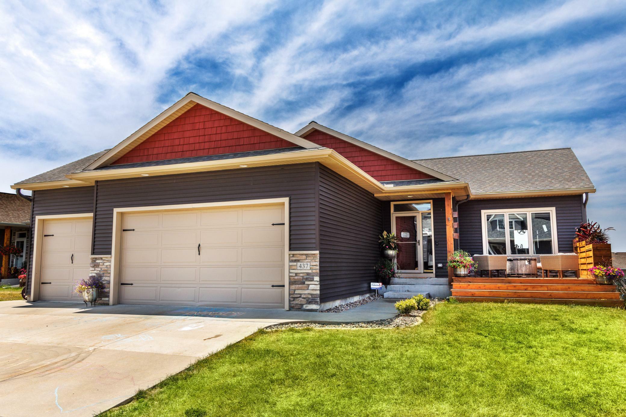 Property Photo: 437 15th Avenue NE MN 55920