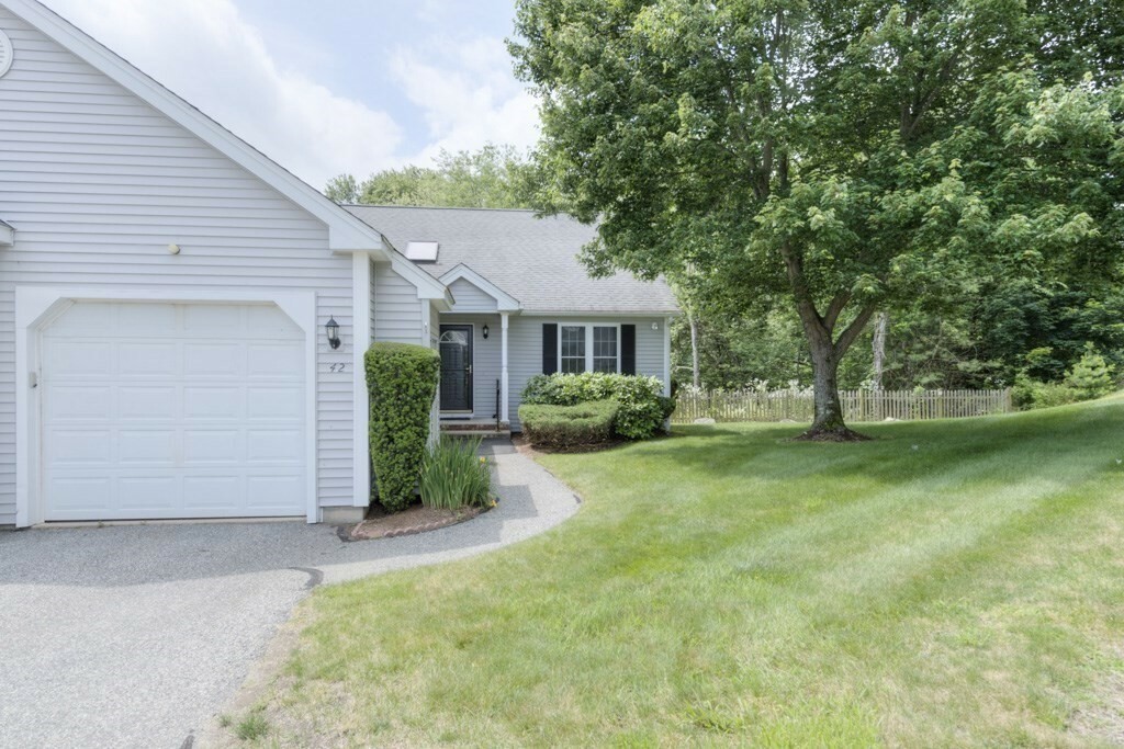 Property Photo:  42 Country Squire Rd 42  MA 01569 