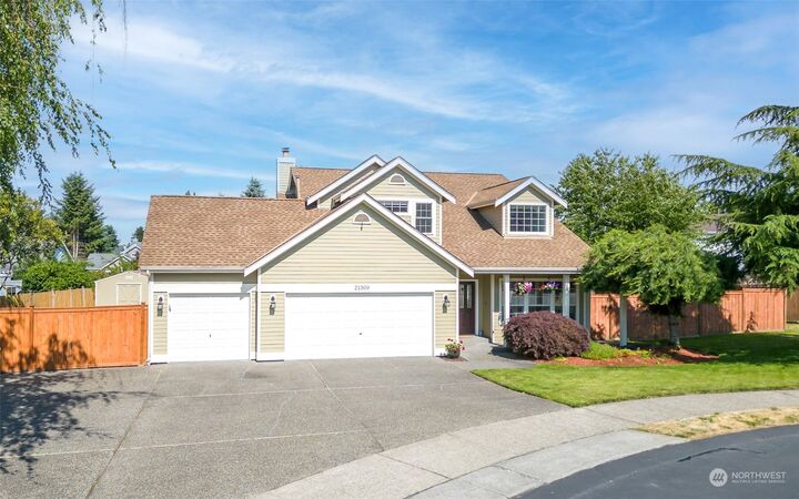 Property Photo:  21309 38th Avenue Ct E  WA 98387 