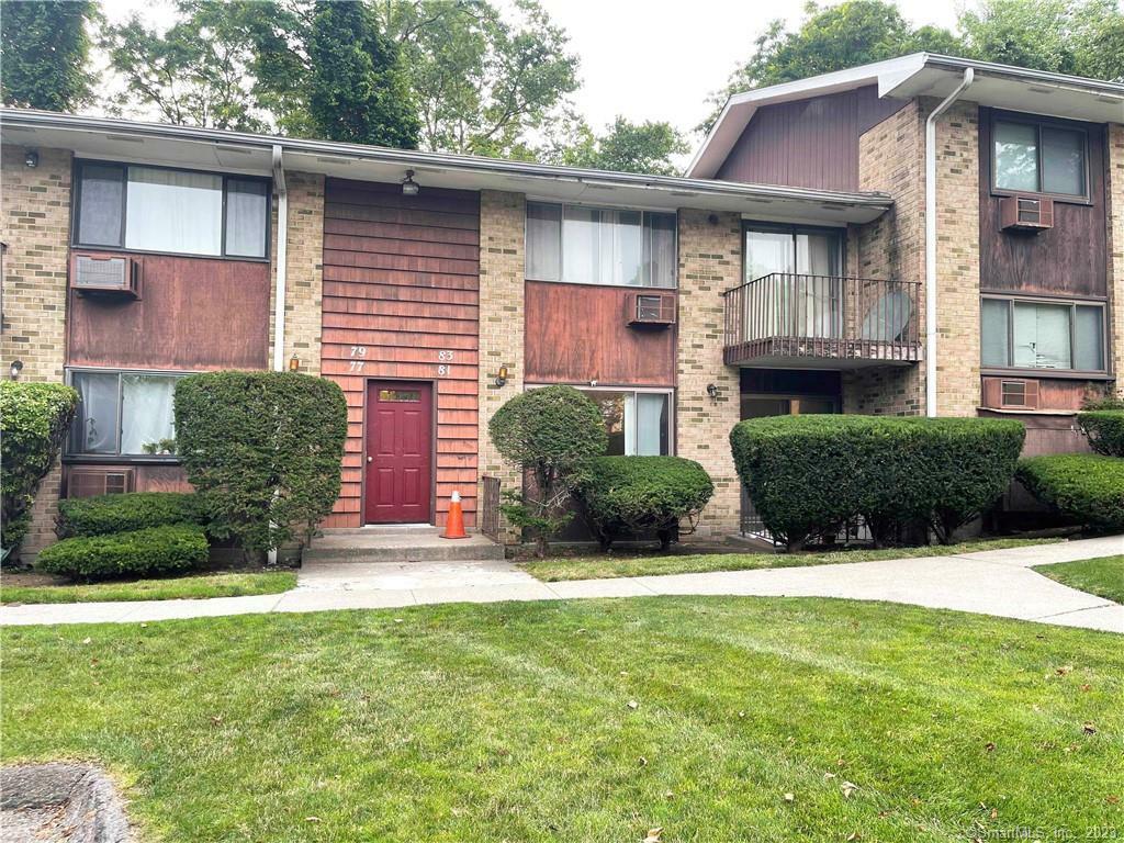 Property Photo: 81 Kennedy Drive 81 CT 06606