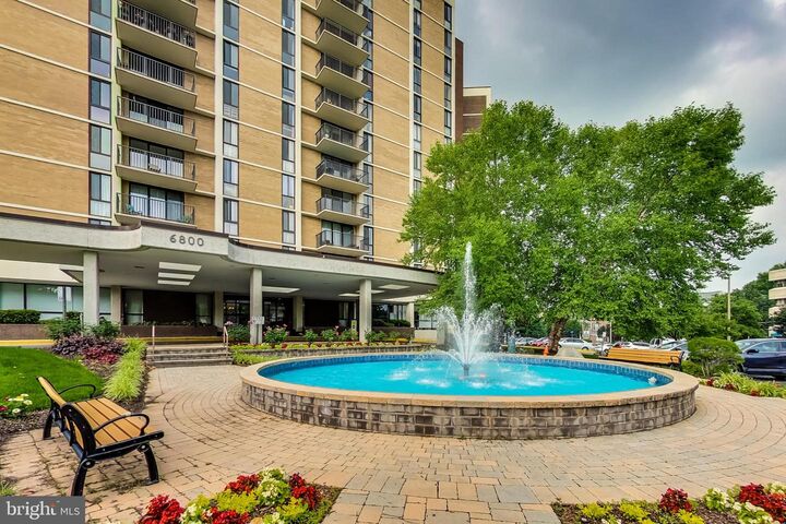 6800 Fleetwood Road 801  McLean VA 22101 photo