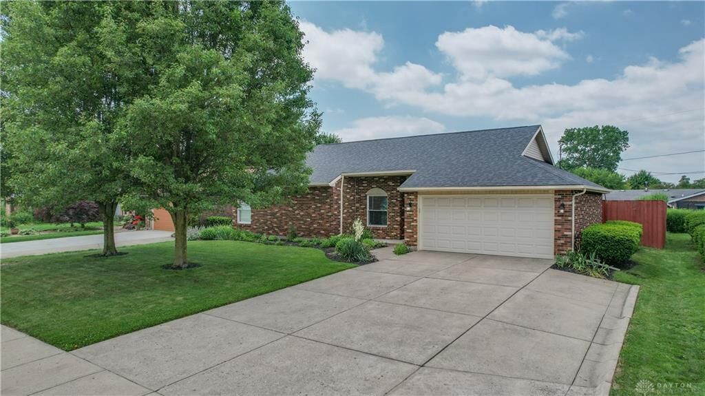 Property Photo: 2923 Derr Road OH 45503