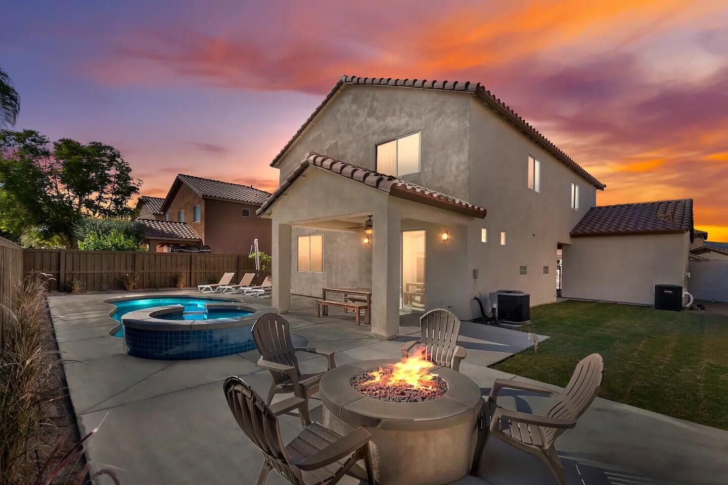 Property Photo: 50210 Calle Tolosa CA 92236