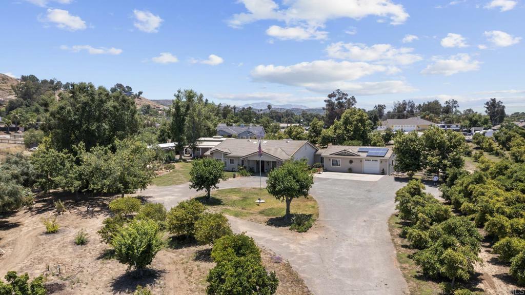 Property Photo: 647 Amigos Road CA 92065