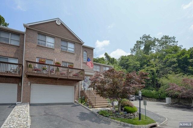 Property Photo:  17 Beacon Hill  NJ 07442 