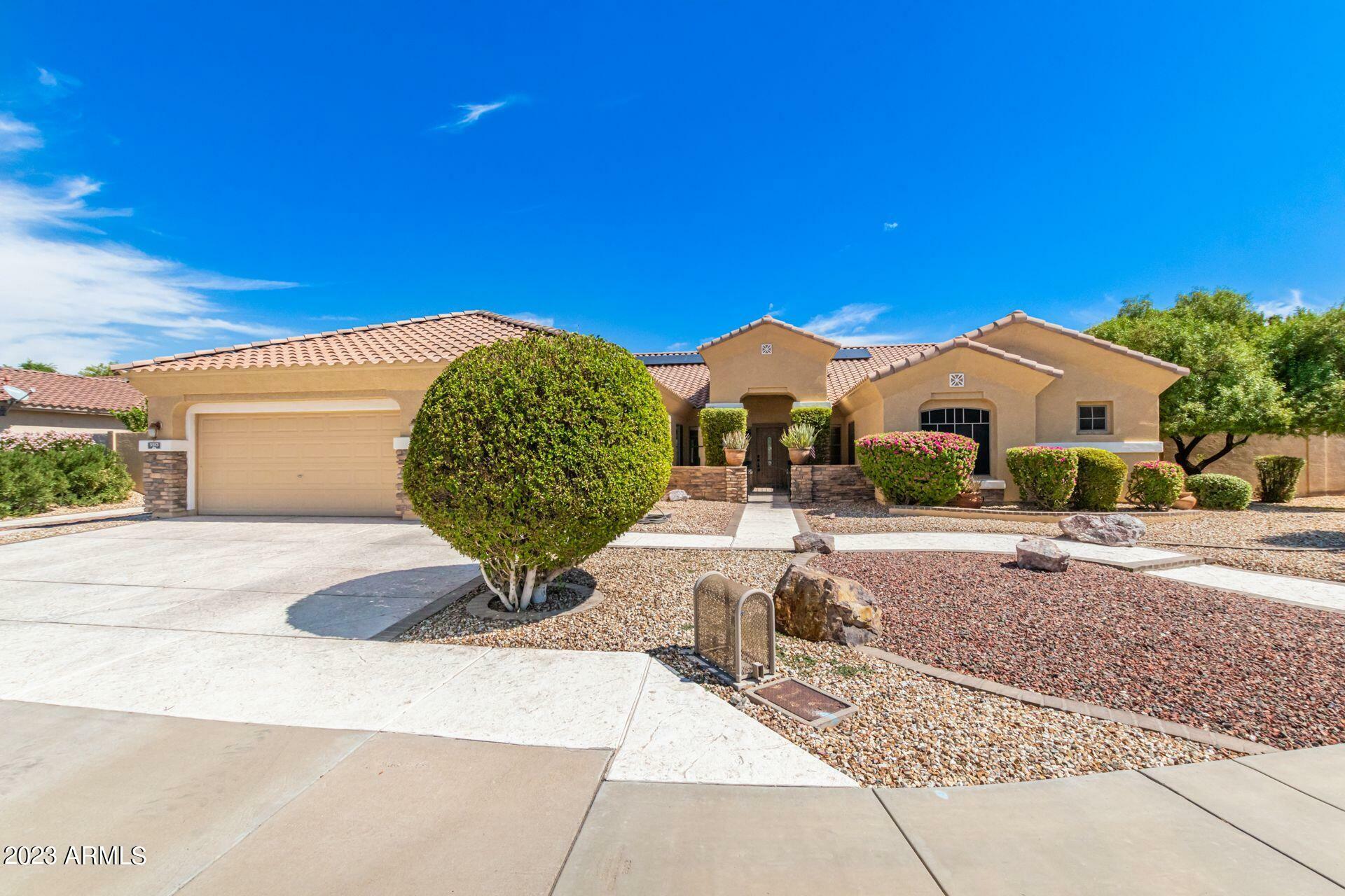 Property Photo:  5513 N 131st Drive  AZ 85340 