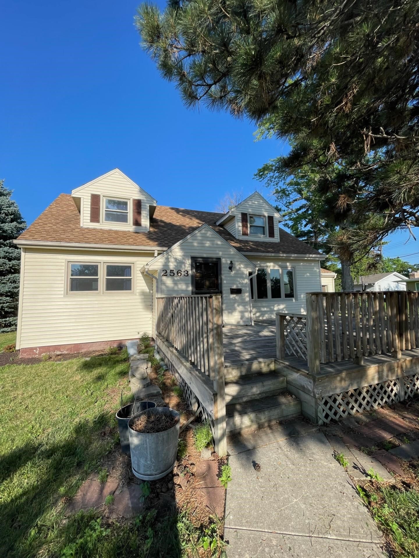 Property Photo: 2563 26th Avenue NE 68601