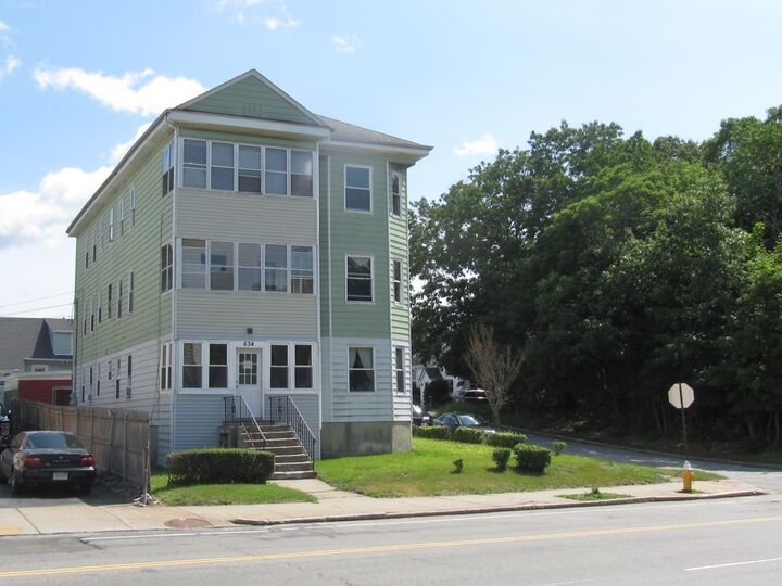 Property Photo:  634 Grafton Street  MA 01604 