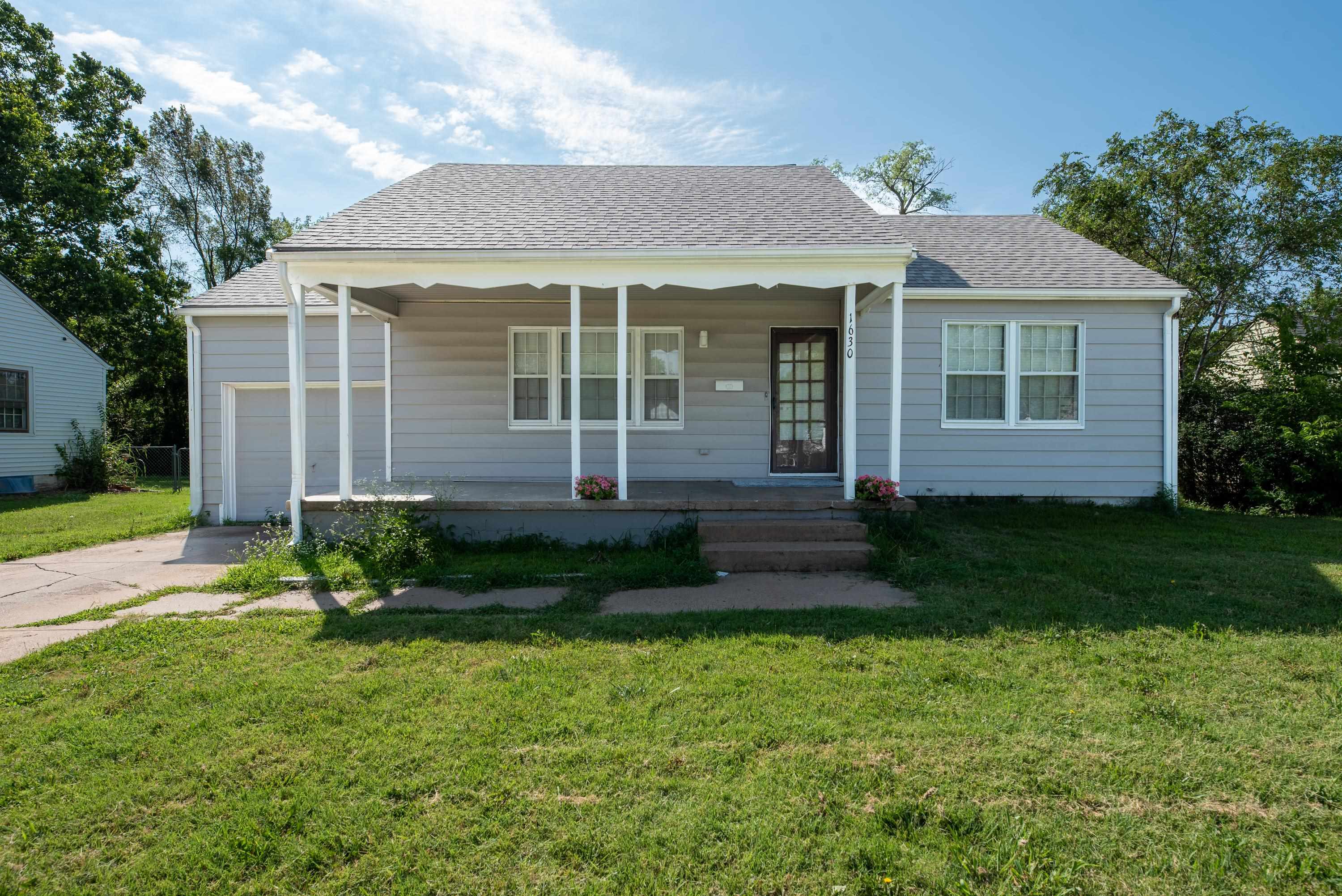 Property Photo:  1630 N Floberta  KS 67208 