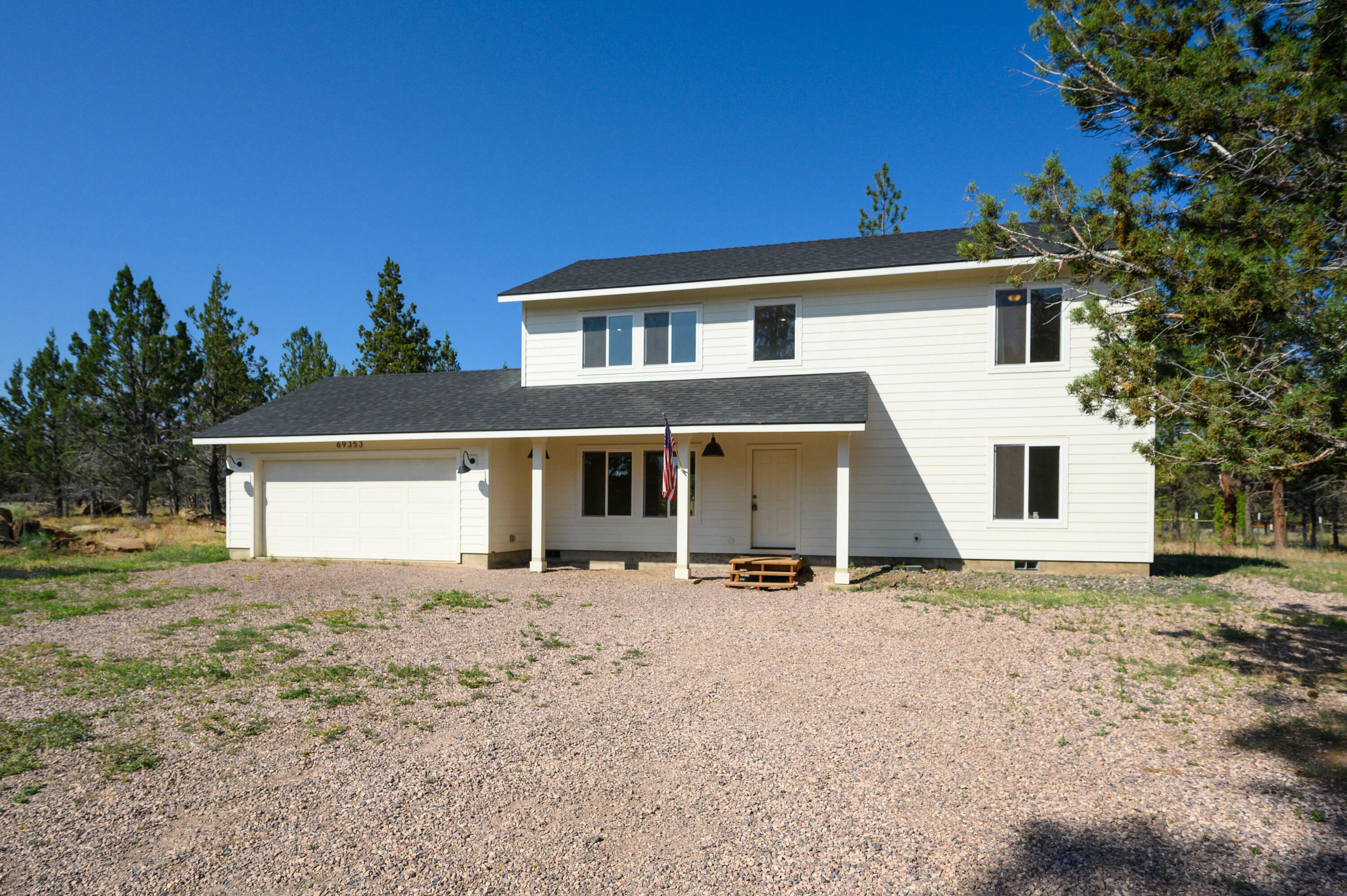 Property Photo:  69353 Hinkle Butte Drive  OR 97759 