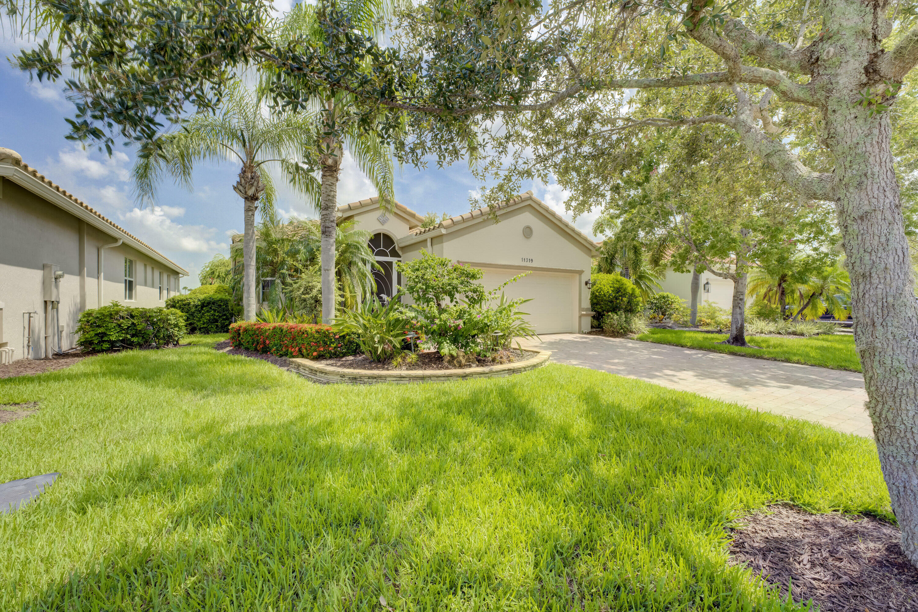 Property Photo:  11319 SW Mountain Ash Circle  FL 34987 