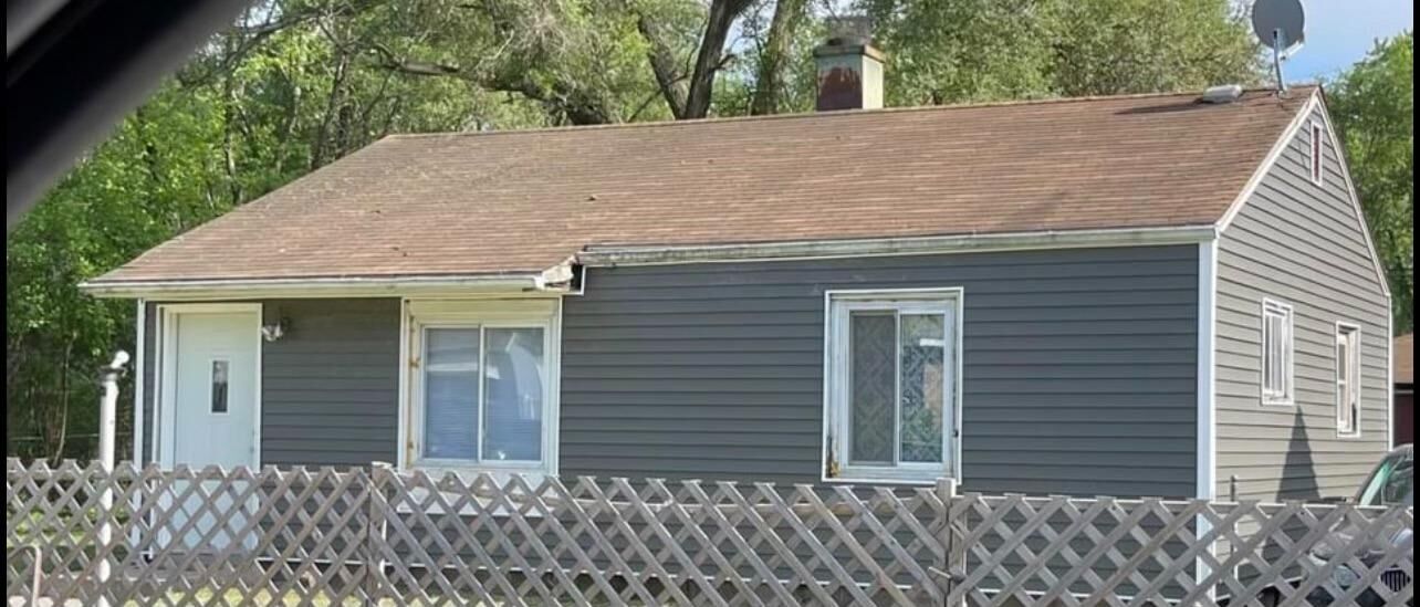 Property Photo: 2939 W 10th Avenue IN 46404